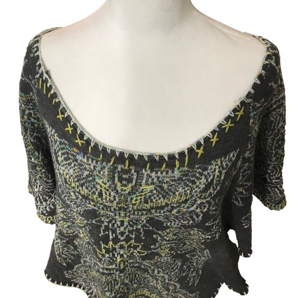 Free People Mayan Sunburst Short Sleeve Sweater cow neck size M - Picture 4 of 7